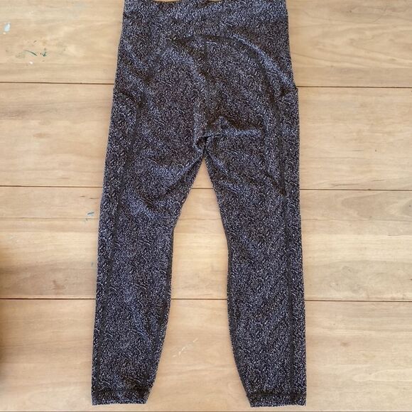 Athleta Leggings Ultimate Stash Pocket 7/8 Tight S - Picture 4 of 9